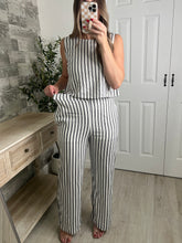 Load image into Gallery viewer, Teresa Top &amp; Pants Set Navy
