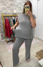 Load image into Gallery viewer, Sunday Ease Gray Top &amp; Pants Set
