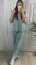 Load image into Gallery viewer, Summer Fling Teal Top &amp; Pants Set
