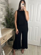 Load image into Gallery viewer, Avery Top &amp; Pants Set
