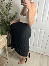 Load image into Gallery viewer, Maple Moon Pleated Skirt
