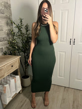 Load image into Gallery viewer, Mistletoe Midi Dress
