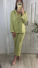 Load image into Gallery viewer, Main Squeeze Top &amp; Pants Set
