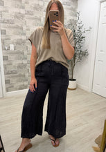 Load image into Gallery viewer, Roxy Dark Denim Blue Linen Pants
