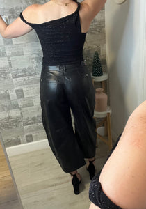 Eva Mid Rise Barrel Pants Leather