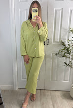 Load image into Gallery viewer, Main Squeeze Top &amp; Pants Set
