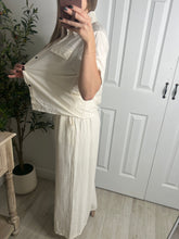 Load image into Gallery viewer, Oatmeal Top &amp; Pants Set
