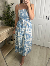 Load image into Gallery viewer, Printed Poetry Midi Dress Blue
