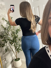 Load image into Gallery viewer, Chic Trend Crop Top
