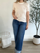Load image into Gallery viewer, Jule Basic Tee Pink/Off White
