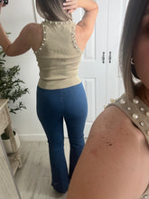 Load image into Gallery viewer, Pearly Swirly Tank Top
