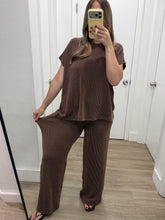 Load image into Gallery viewer, Espresso Lounge Top &amp; Pants Set
