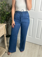 Load image into Gallery viewer, Autumn Blues Denim Pants Light
