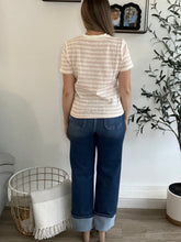 Load image into Gallery viewer, Jule Basic Tee Pink/Off White
