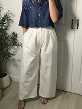 Load image into Gallery viewer, Winter&#39;s Grace White Pants

