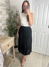 Load image into Gallery viewer, Maple Moon Pleated Skirt
