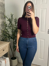 Load image into Gallery viewer, Vino Button Down Top
