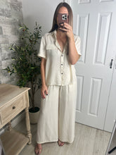Load image into Gallery viewer, Oatmeal Top &amp; Pants Set
