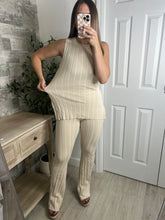 Load image into Gallery viewer, Warm Whisper Top &amp; Pants Set
