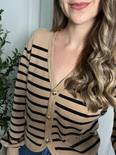 Load image into Gallery viewer, Savannah Button Down Coffee
