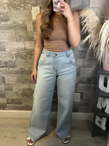 Cali Summer Boyfriend Jeans