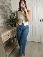 Load image into Gallery viewer, Amy Knit Cream Top
