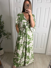 Load image into Gallery viewer, Bloom Into Spring Jumpsuit
