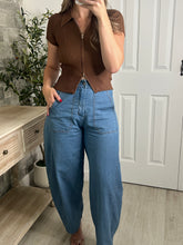 Load image into Gallery viewer, Shanequa Knit Zip Up Top
