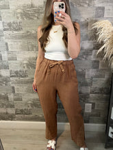 Load image into Gallery viewer, Lovely Linen Pants Brown
