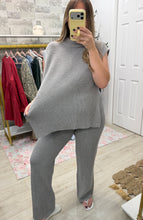 Load image into Gallery viewer, Sunday Ease Gray Top &amp; Pants Set
