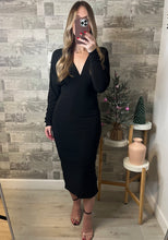 Load image into Gallery viewer, Aspen Dolman Sleeve Black Dress
