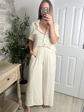 Load image into Gallery viewer, Oatmeal Top &amp; Pants Set
