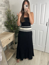 Load image into Gallery viewer, City Stroll Strapless Dress
