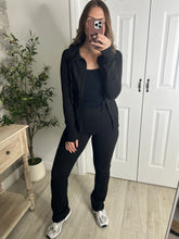 Load image into Gallery viewer, Blackout Comfort Top &amp; Pants Activewear Set
