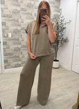 Load image into Gallery viewer, Roamlee Mocha Top &amp; Pants Set
