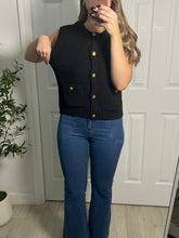 Load image into Gallery viewer, Vintage Button Down Top
