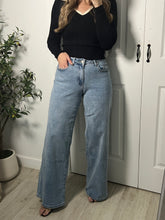 Load image into Gallery viewer, Cabin Chic High Rise Stretch Jeans
