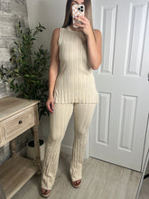 Load image into Gallery viewer, Warm Whisper Top &amp; Pants Set
