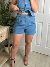 Load image into Gallery viewer, Indigo Stretch Denim Shorts
