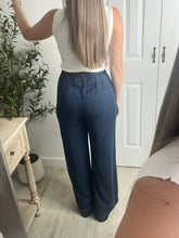 Load image into Gallery viewer, Autumn Blues Denim Pants Dark
