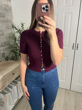 Load image into Gallery viewer, Vino Button Down Top
