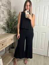 Load image into Gallery viewer, Avery Top &amp; Pants Set
