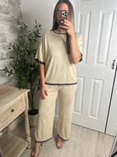 Load image into Gallery viewer, Cream Pumpkin Top &amp; Pants Set
