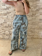 Load image into Gallery viewer, Euro High Waisted Pants Floral

