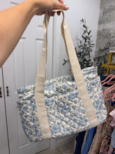 Load image into Gallery viewer, Dainty Blue Bag
