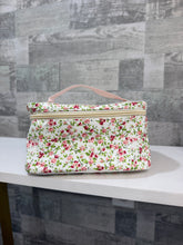 Load image into Gallery viewer, Dainty Make Up Bag
