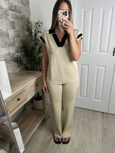 Load image into Gallery viewer, Lauren Cream/Black Top &amp; Pants Set
