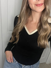 Load image into Gallery viewer, Minimal Black Top
