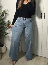 Load image into Gallery viewer, Cabin Chic High Rise Stretch Jeans
