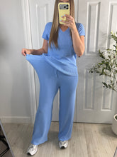 Load image into Gallery viewer, Ocean Air Top &amp; Pants Set
